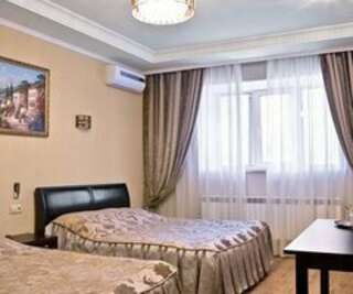Гостиница Лазурный берег Тюмень Четырехместный номер «Комфорт»-1