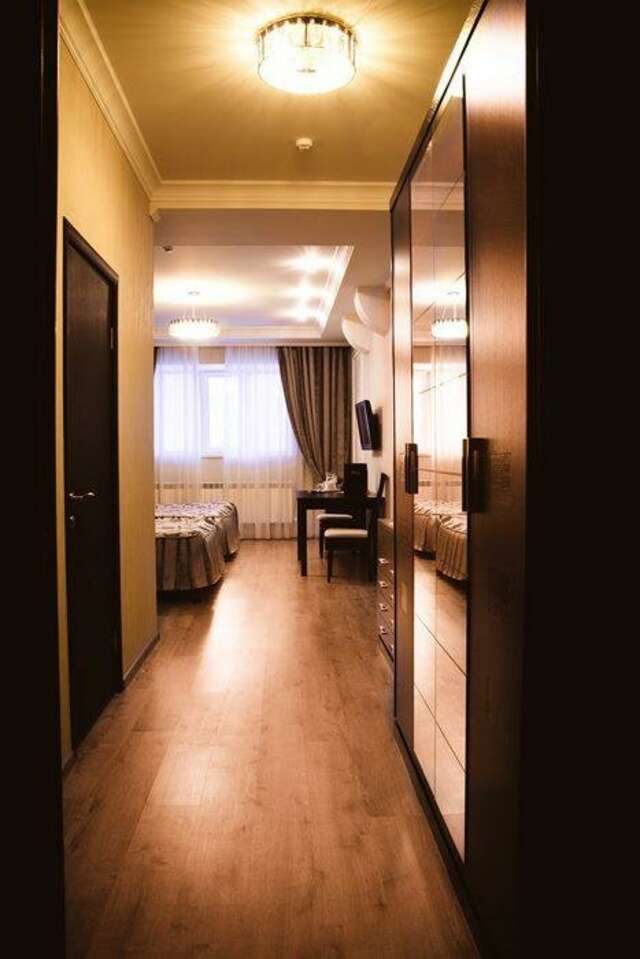 Гостиница Лазурный берег Тюмень-88